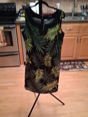 Jessica Howard Black Midi Dress with Green Leaf Print Pattern